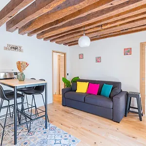 https://appartement-cosy-au-cur-debonne-nouvelle.fr-paris.fr